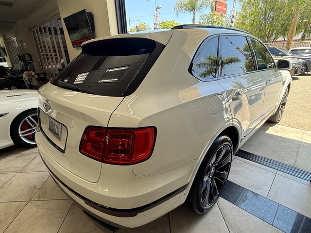 2020 Bentley BENTAYGA V8 AWD