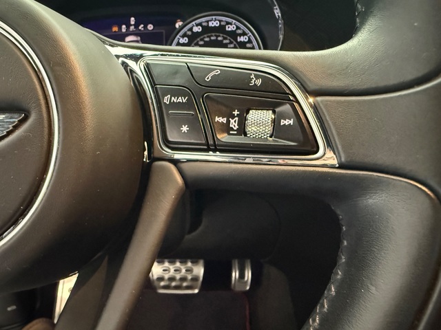 2020 Bentley BENTAYGA V8 AWD