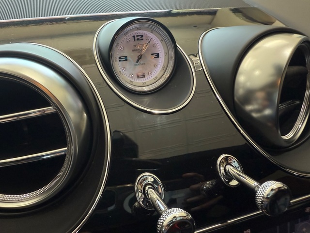 2020 Bentley BENTAYGA V8 AWD