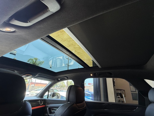 2020 Bentley BENTAYGA V8 AWD