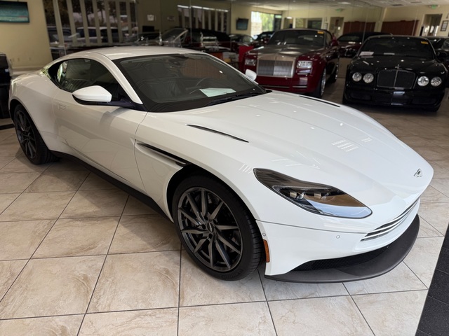 2019 Aston Martin DB 11