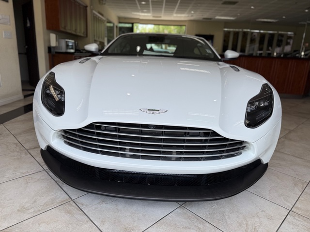 2019 Aston Martin DB 11
