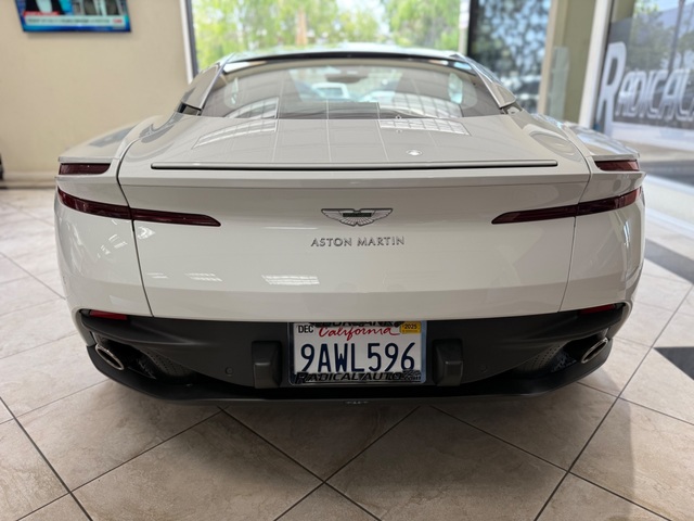 2019 Aston Martin DB 11