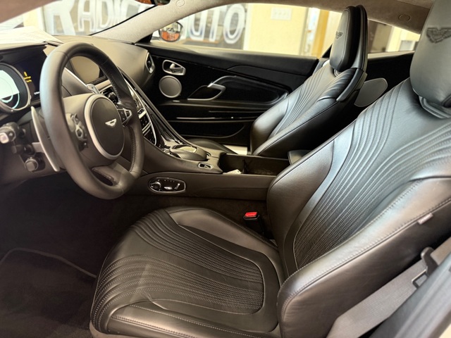 2019 Aston Martin DB 11