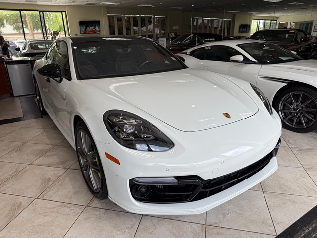 2019 Porsche Panamera Turbo S E-Hybrid