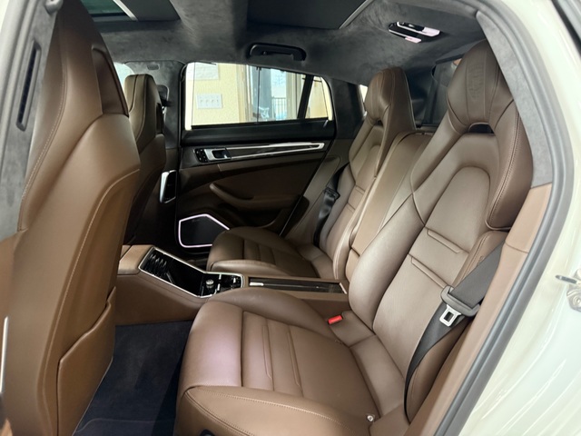 2019 Porsche Panamera Turbo S E-Hybrid