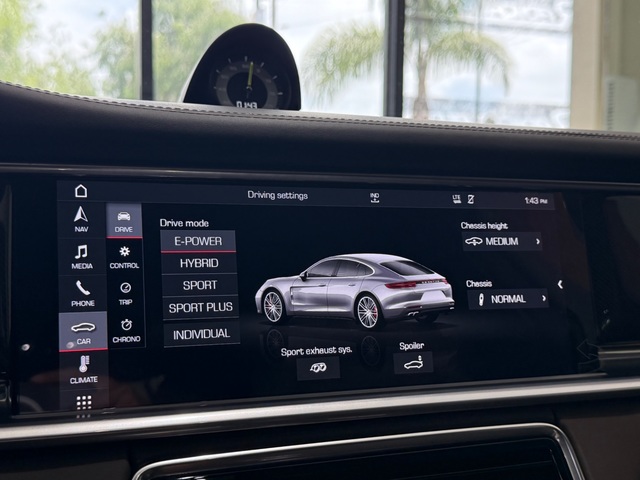 2019 Porsche Panamera Turbo S E-Hybrid