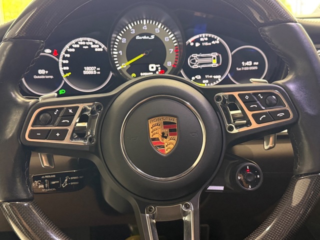 2019 Porsche Panamera Turbo S E-Hybrid