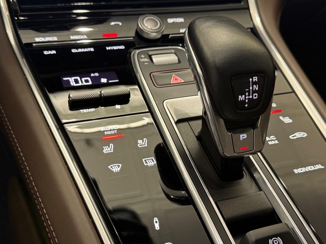 2019 Porsche Panamera Turbo S E-Hybrid