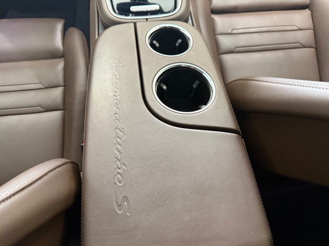 2019 Porsche Panamera Turbo S E-Hybrid