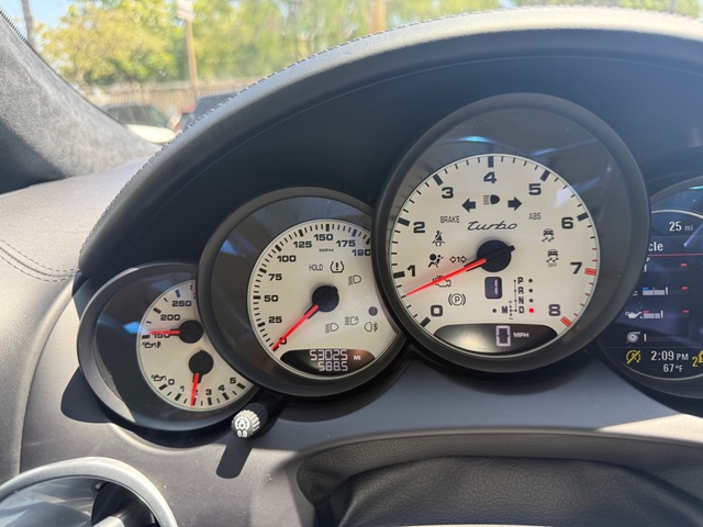 2016 Porsche Cayenne Turbo