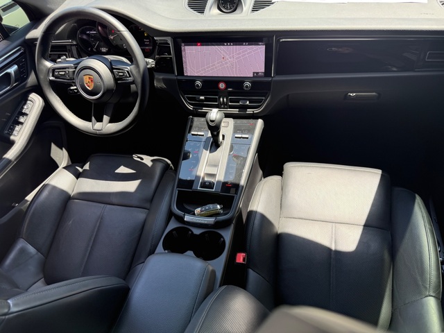 2022 Porsche Macan S AWD