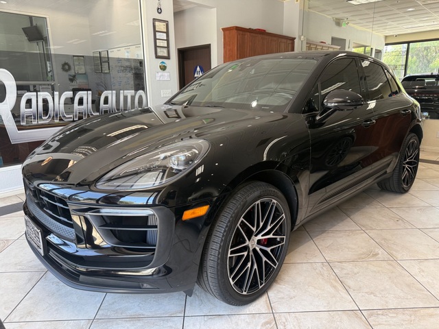 2022 Porsche Macan S AWD