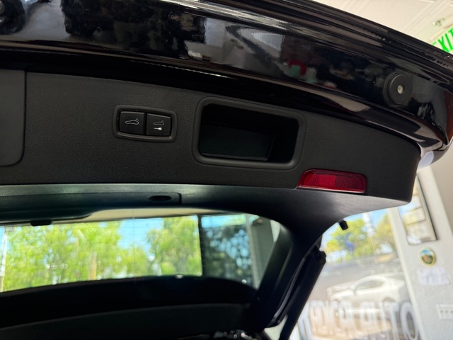 2022 Porsche Macan S AWD