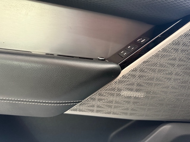 2018 Land Rover Range Rover Velar P380 R-DYNAMIC SE