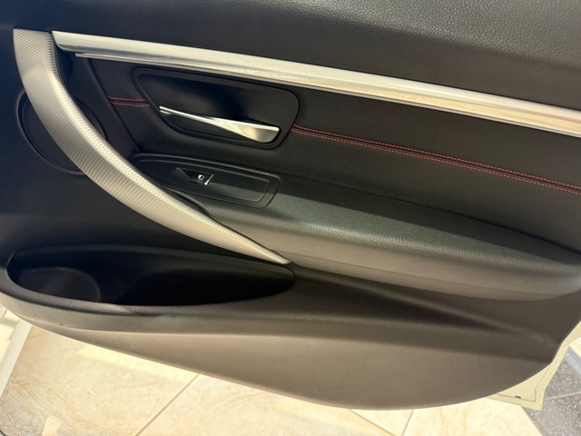 2018 BMW 330e Plug in Hybrid