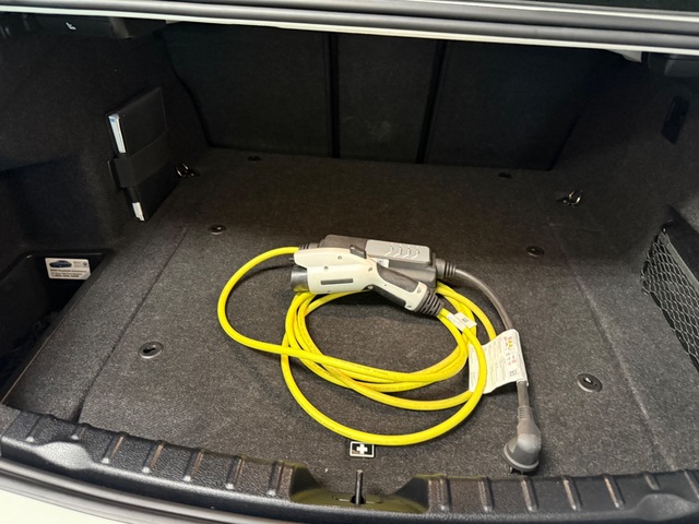 2018 BMW 330e Plug in Hybrid