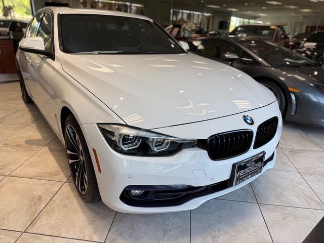 2018 BMW 330e Plug in Hybrid
