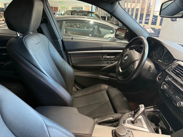 2018 BMW 330e Plug in Hybrid
