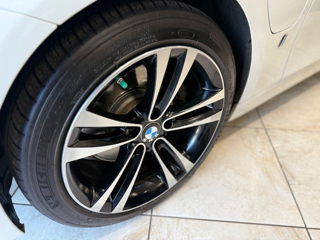 2018 BMW 330e Plug in Hybrid