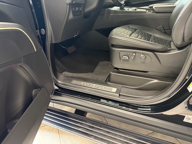 2024 Cadillac ESCALADE ESV SPORT PLATINUM