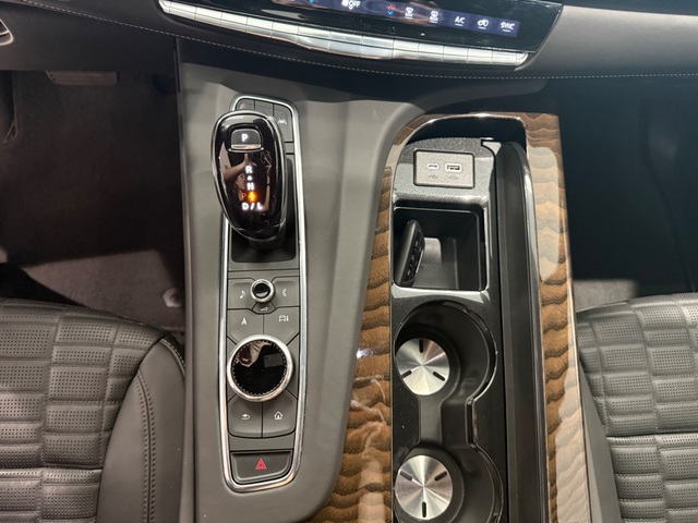 2024 Cadillac ESCALADE ESV SPORT PLATINUM