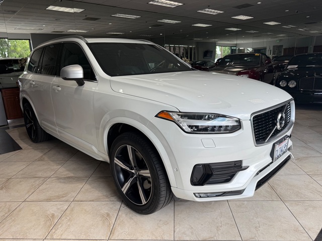 2016 Volvo XC 90 T6 R-Design