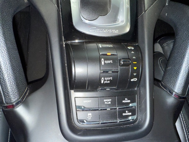 2018 Porsche Cayenne S E Hybrid Platinum Edition