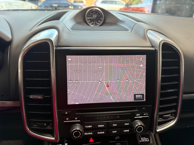 2018 Porsche Cayenne S E Hybrid Platinum Edition