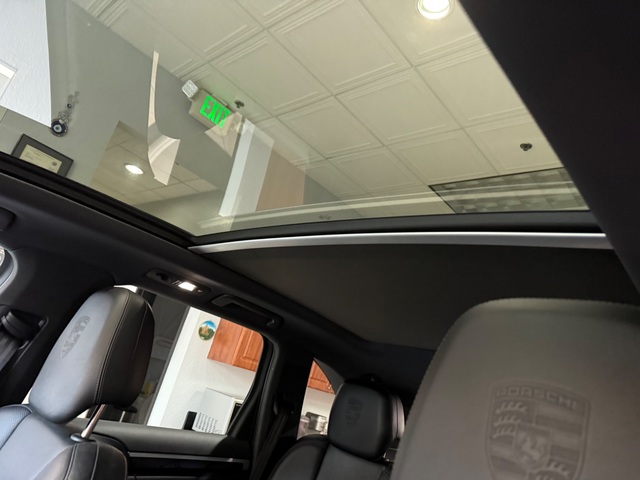 2018 Porsche Cayenne S E Hybrid Platinum Edition