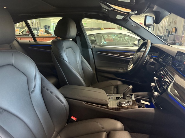 2018 BMW 530i
