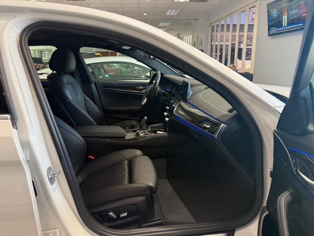 2018 BMW 530i