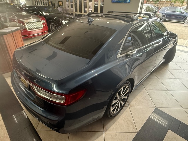 2018 Lincoln Continental Premiere