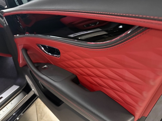 2022 Bentley Flying Spur Mulliner Pkg W12