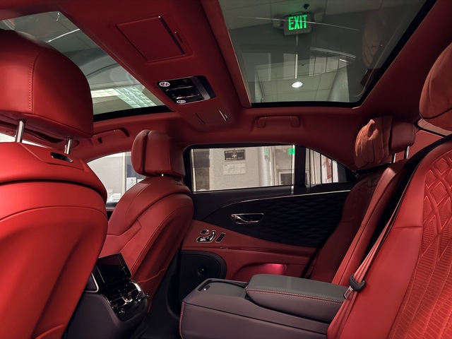 2022 Bentley Flying Spur Mulliner Pkg W12