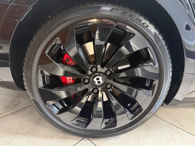 2022 Bentley Flying Spur Mulliner Pkg W12