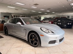 2016 Porsche Panamera Edition