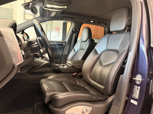 2018 Porsche Cayenne Platinum Edition