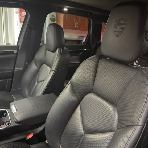 2018 Porsche Cayenne Platinum Edition