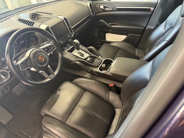 2018 Porsche Cayenne Platinum Edition