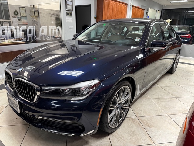 2019 BMW 740i
