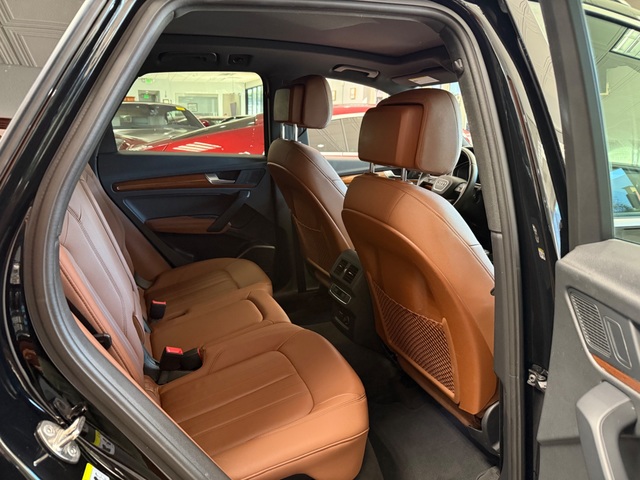 2021 Audi Q5 Premium Plus