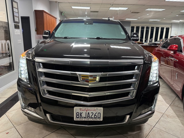 2019 Cadillac ESCALADE Luxury