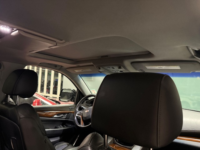 2019 Cadillac ESCALADE Luxury