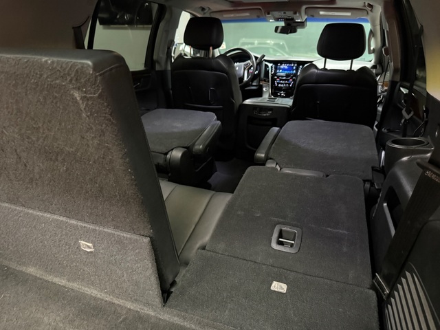 2019 Cadillac ESCALADE Luxury