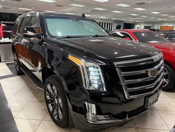 2019 Cadillac ESCALADE Luxury