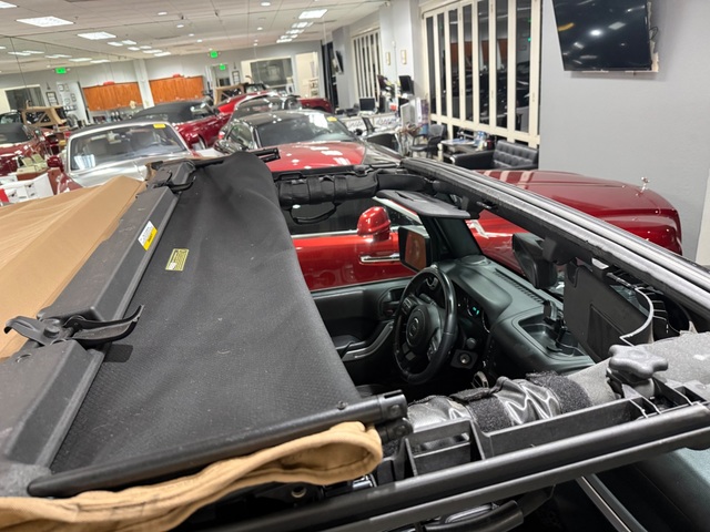 2018 Jeep WRANGLER JK SAHARA