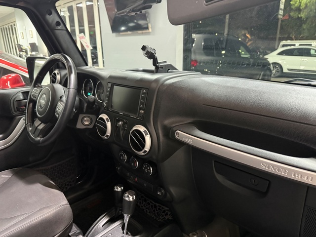 2018 Jeep WRANGLER JK SAHARA