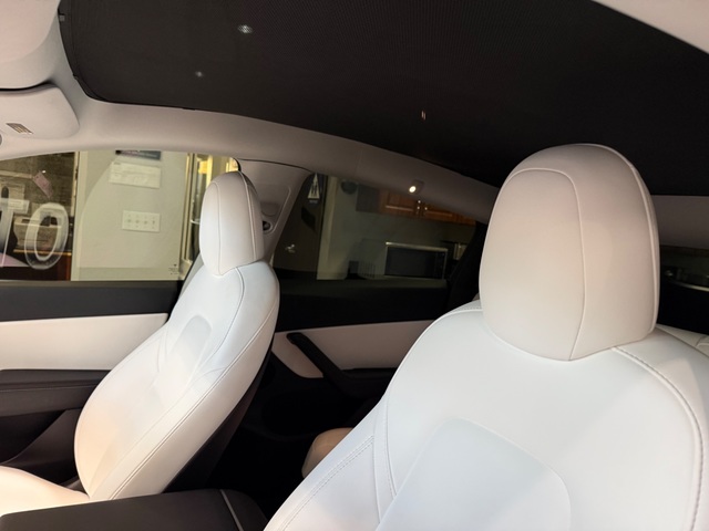 2022 Tesla MODEL Y Performance Sport