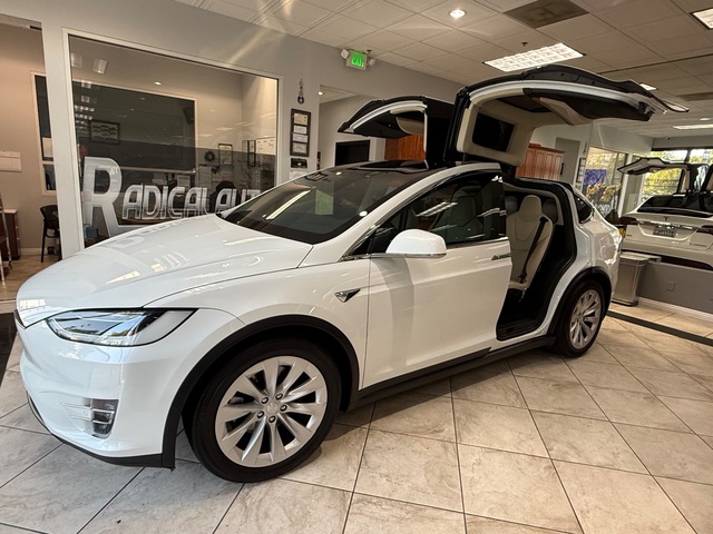 2018 Tesla Model X 100 D